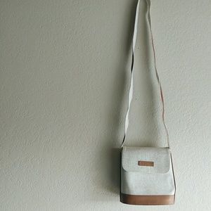 💥50% MARKDOWN💥 NWOT Kenneth Cole Crossbody Purse